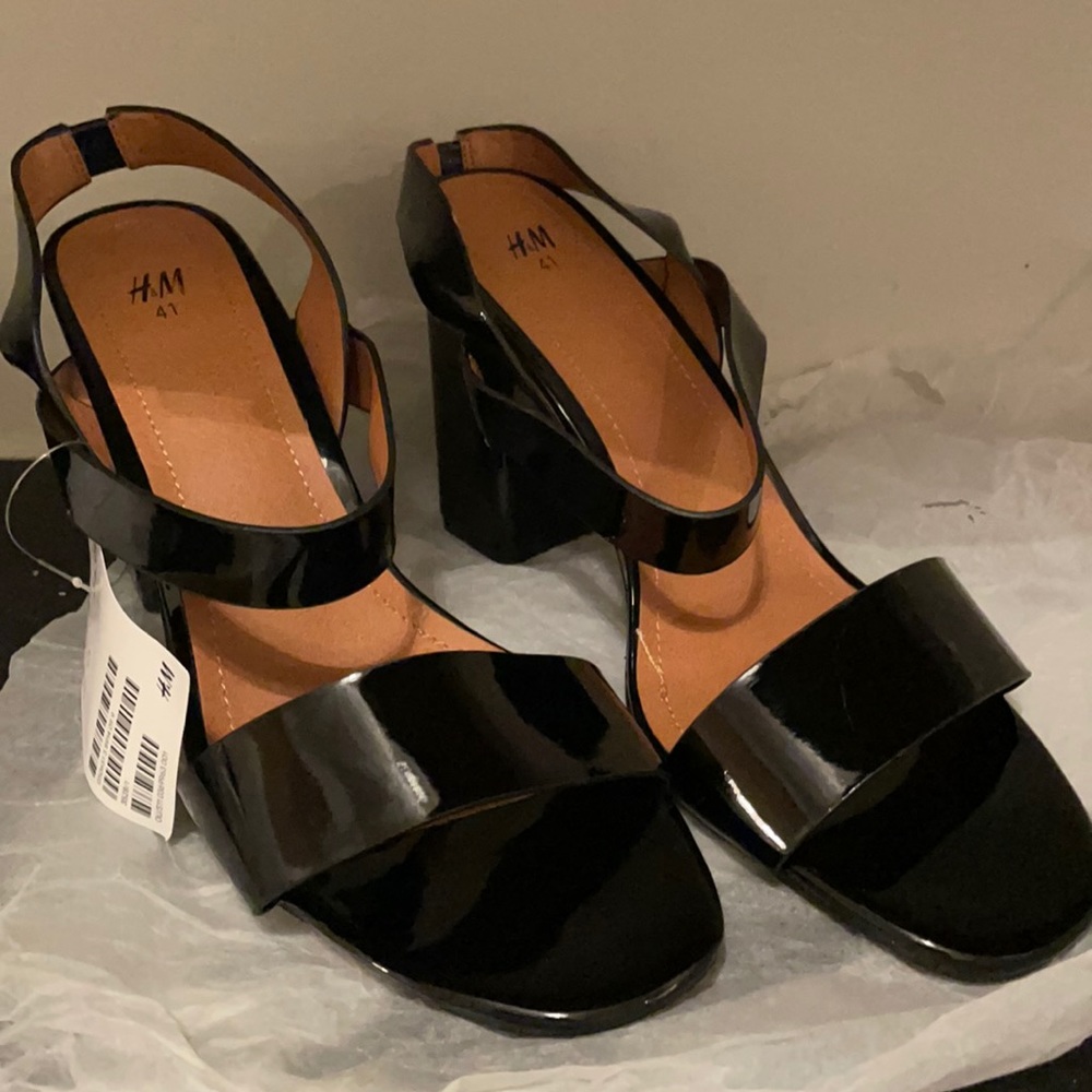 H&M Black heels Size 9.5